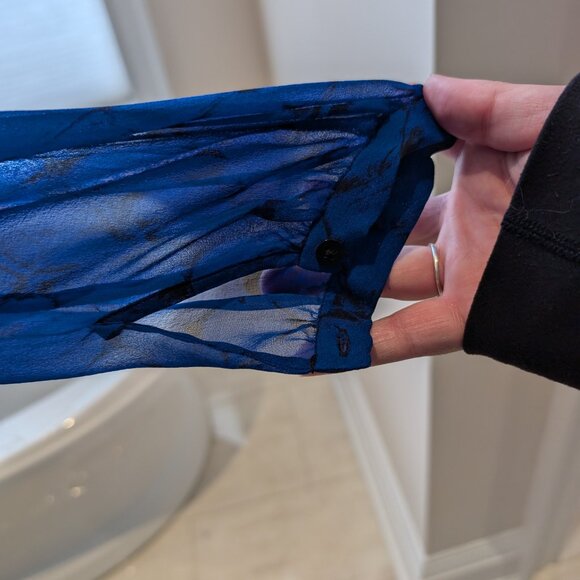 Diane Von Furstenberg Blue Long Sleeve Top Size 4 - Picture 3 of 4